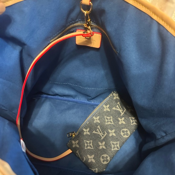 New Fashion Inspired Item (BAG) - Picture 11 of 13